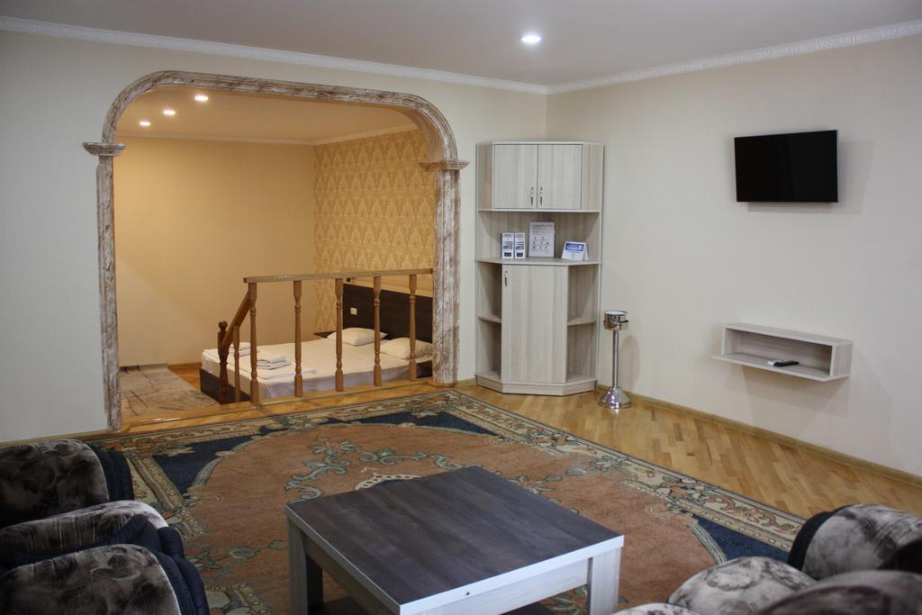 Paradise Hotel Tbilisi ภายนอก รูปภาพ