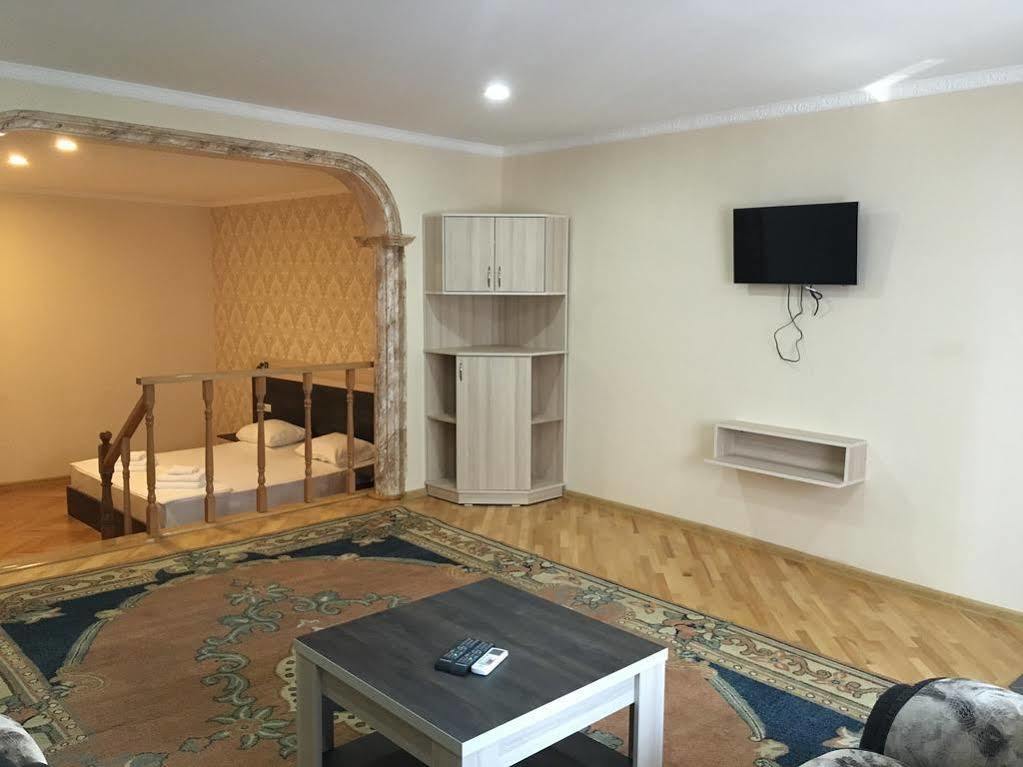 Paradise Hotel Tbilisi ภายนอก รูปภาพ